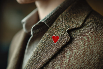 HEART ENAMEL PIN